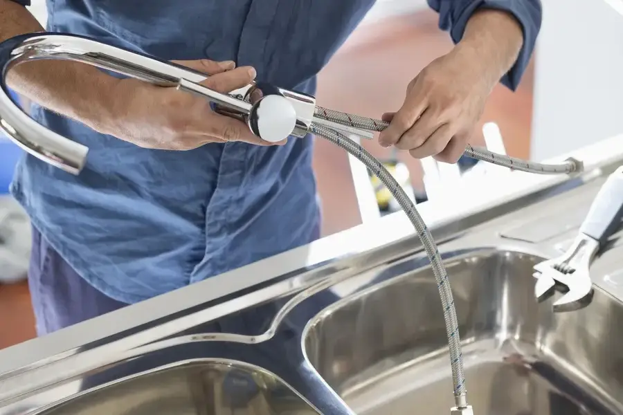 Signs That Your Faucet Needs Repair Or Replacement in Blumenort, MB Signs That Your Faucet Needs Repair Or Replacement in Blumenort, MB